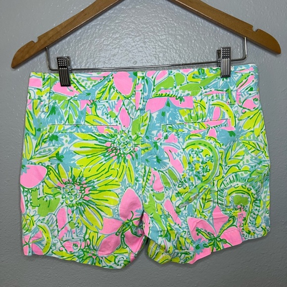 Lilly Pulitzer Callahan Shorts Size 2 – Pink Floral Tropical Print - Picture 4 of 12